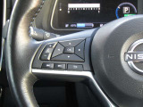 ステアリングスイッチ付きです。運転に集中できます。