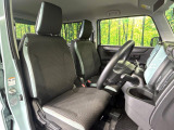 運転席シート廻りは使用感も少なく、良好な状態となっています。丁寧に使われていたことがよくわかりますね。