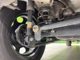 お車を安心してお乗りいただく為には、足回りの定期点検が欠かせません。サービスサポート(有償保証)では無料点検もご提供しており、安心のカーライフをお過ごしいただけるサポート体制が整っています。