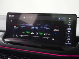 Google搭載のディスプレイ。普段からスマートフォンなどで使っているアプリをドライブでもシームレスに使えることで、より便利でパーソナライズされた快適なモビリティライフを実現します。