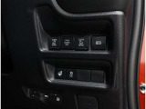 電動のスライドドアで楽々スムース!運転席からも開閉の操作もできます♪キーのスイッチひとつで自動開閉できる便利な機能もついてます♪