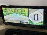 【マルチアラウンドモニター】専用のカメラにより、上から見下ろしたような視点で360度クルマの周囲を確認することができます☆死角部分も確認しやすく、狭い場所での切り返しや駐車もスムーズに行えます。