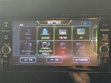 【Bluetooth】ナビゲーションと携帯電話/スマートフォンをBluetooth接続することができます。接続するとハンズフリーで使用することができるので、とても便利です!