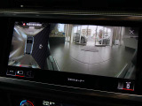レーダーやカメラにより車両の周囲を常に監視し安全で快適なドライブをサポートします。