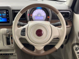 【ステアリングスイッチ】運転中、前方から目線をそらすことなく、オーディオ等の操作が可能な便利機能!安心&快適なドライブを演出してくれます♪