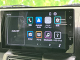 ラジオやテレビ、Bluetoothなどのメニューが並び、使いたい機能を画面から選びやすい構成です。毎日の移動で音楽や情報を楽しむ際にも便利にお使いいただけます。