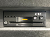 【ETC】高速道路の料金所をストレスなく通過!話題のスポットやサービスエリアに多い「スマートIC」利用時は必須のアイテムです。当店でセットアップを実施、ご納車当日からすぐにご利用いただけます!