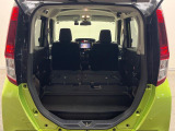普段のお買い物や通勤、送迎等に十分な荷室スペースを確保しております。セカンドシートを倒すと、大きな荷物の積載も可能です♪