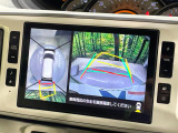 【パノラマモニター】専用のカメラにより、上から見下ろしたような視点で360度クルマの周囲を確認することができます☆死角部分も確認しやすく、狭い場所での切り返しや駐車もスムーズに行えます。
