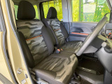 運転席シート廻りは使用感も少なく、良好な状態となっています。前オーナー様が丁寧に使っていたことがよくわかりますね。
