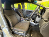 ドライバーによって運転しやすいポジションは異なり、あの車はどうなのか不安なこともありますよね。気になるお車は店頭で乗り込んでご確認いただけます♪
