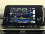【純正9インチナビ】Nissan Connectに対応した人気の純正OP・9インチナビを装備。存在感のある大画面はインパクトも大!ナビ利用時のマップ表示も見やすく、テレビは臨場感がアップ!