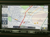 道路や周辺施設が地図上に表示され、現在地を確認しながら目的地までの道順を把握できます。広域・詳細の表示切替もでき、行き先に合わせた確認に役立ちます。