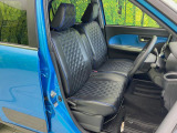 運転席シート廻りは使用感も少なく、良好な状態となっています。丁寧に使われていたことがよくわかりますね。