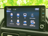 FM・AMラジオやテレビ、Bluetooth Audioなど、複数の音源を画面から選択できます。アイコン表示で項目を見分けやすく、その日の気分に合わせて使い分けられます。