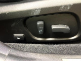 【パワーシート】スイッチ一つで簡単にシートの微調整が可能!電動だから力もいりません!快適なシートポジションにセットして、快適なドライブをお楽しみください。