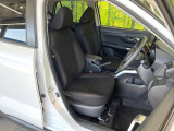 運転席シート廻りは使用感も少なく、良好な状態となっています。前オーナー様が丁寧に使っていたことがよくわかりますね。