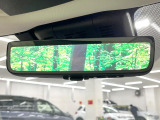 【デジタルインナーミラー】後席の大きな荷物や同乗者で後方が確認しづらい時でも安心!カメラが撮影した車両後方の映像をルームミラー内に表示。クリアな視界で状況の確認が可能です!