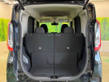 普段のお買い物や通勤、送迎等に十分な荷室スペースを確保しております。セカンドシートを倒すと、大きな荷物の積載も可能です♪
