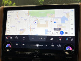 【14インチディスプレイオーディオ】画面内にオーディオ操作はもちろん、空調の調整機能なども盛り込んだ多機能なディスプレイオーディオです!スマートフォン連携はもちろん、車載ナビもお使いいただけます♪
