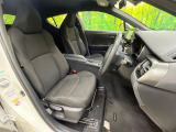 ドライバーによって運転しやすいポジションは異なり、あの車はどうなのか不安なこともありますよね。気になるお車は店頭で乗り込んでご確認いただけます♪