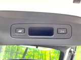 【パワーバックドア】スマートキーや運転席のボタンを押すだけでリアゲートが自動で開閉します!荷物を持っている時や、高い位置にあるバックドアを閉める際に便利な機能です♪