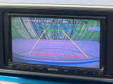 【バックカメラ】駐車時に後方がリアルタイム映像で確認できます。大型商業施設や立体駐車場での駐車時や、夜間のバック時に大活躍!運転スキルに関わらず、今や必須となった装備のひとつです!