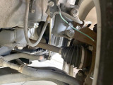 お車を安心してお乗りいただく為には、足回りの定期点検が欠かせません。サービスサポート(有償保証)では無料点検もご提供しており、安心のカーライフをお過ごしいただけるサポート体制が整っています。