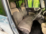 運転席シート廻りは使用感も少なく、良好な状態となっています。丁寧に使われていたことがよくわかりますね。