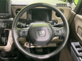 【ステアリングスイッチ】運転中、前方から目線をそらすことなく、オーディオ等の操作が可能な便利機能!安心&快適なドライブを演出してくれます♪