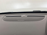 【harman kardon】ハーマンカードンのHi-Fiスペシャリストと共に、モデル別に開発・設計された専用チューニングが臨場感溢れる音響空間を実現しています。