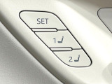 【メモリー機能付きパワーシート】ドライバーごとに設定したシート位置を記憶して、ボタン一つで切り替えできる便利な機能!運転する方が複数名いらっしゃるご家庭におすすめです♪