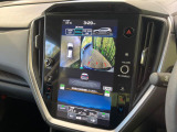 【マルチテレインモニター】車のフロントやサイドのカメラ画像を同時にモニター表示することで、悪路や狭い道を走行時でも周囲の状況確認ができ安心!本格SUVにうれしい装備です♪
