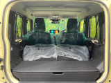普段のお買い物や通勤、送迎等に十分な荷室スペースを確保しております。セカンドシートを倒すと、大きな荷物の積載も可能です♪