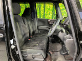 運転席シート廻りは使用感も少なく、良好な状態となっています。丁寧に使われていたことがよくわかりますね。