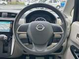ステアリングも使用感が少なく、きれいな状態となっております♪