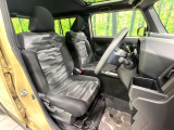運転席シート廻りは使用感も少なく、良好な状態となっています。丁寧に使われていたことがよくわかりますね。