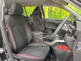 運転席シート廻りは使用感も少なく、良好な状態となっています。前オーナー様が丁寧に使っていたことがよくわかりますね。