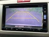 停車中には、テレビや映像コンテンツをお楽しみいただけます。移動中の待ち時間を有効活用できます。