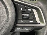 【全車速追従機能付クルーズコントロール】高速道路での長距離走行が楽に!!自動で速度を保つクルーズコントロールが、衝突軽減システムと連携し、前方の車両を感知して車間を保つように速度調節してくれます!!