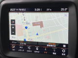 ●純正ナビ:一体感のあるナビは、高級感ある車内を演出してくれます。オーディオ機能も充実しておりますので、運転もより楽しめます♪