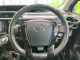 【純正革巻きステアリング】上質な革を使用することで、手にしっかり馴染みとても運転しやすいハンドルです♪