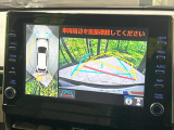 【パノラミックビューモニター】専用のカメラにより、上から見下ろしたような視点で360度クルマの周囲を確認することができます☆死角部分も確認しやすく、狭い場所での切り返しや駐車もスムーズに行えます。