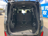 普段のお買い物や通勤、送迎等に十分な荷室スペースを確保しております。セカンドシートを倒すと、大きな荷物の積載も可能です♪