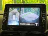 【アラウンドビューモニター】専用のカメラにより、上から見下ろしたような視点で360度クルマの周囲を確認することができます☆死角部分も確認しやすく、狭い場所での切り返しや駐車もスムーズに行えます。