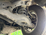 お車を安心してお乗りいただく為には、足回りの定期点検が欠かせません。サービスサポート(有償保証)では無料点検もご提供しており、安心のカーライフをお過ごしいただけるサポート体制が整っています。