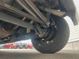 お車を安心してお乗りいただく為には、足回りの定期点検が欠かせません。サービスサポート(有償保証)では無料点検もご提供しており、安心のカーライフをお過ごしいただけるサポート体制が整っています。