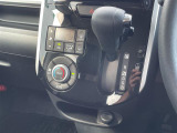 【 オートエアコン 】車内温度を感知して自動で温度調整をしてくれるのでいつでも快適な車内空間を創り上げます!//