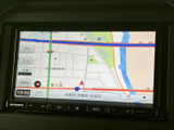 地図上に道路や周辺の目印が表示され、現在地を確認しながら目的地までの移動をサポートします。縮尺や表示の切り替えもでき、慣れない場所へ出かける際にも役立ちます。