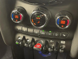 ◆LIBERALAは、輸入車選びの新たなスタイルを提案するインポート・セレクト・ブランドです。オーナー様となる方がクルマから直接感じる感性を第一にした、最良の一台との出会いをコーディネートいたします。